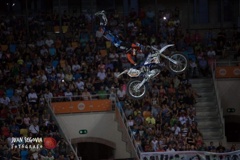 Acrobacia en moto Punt de Vista