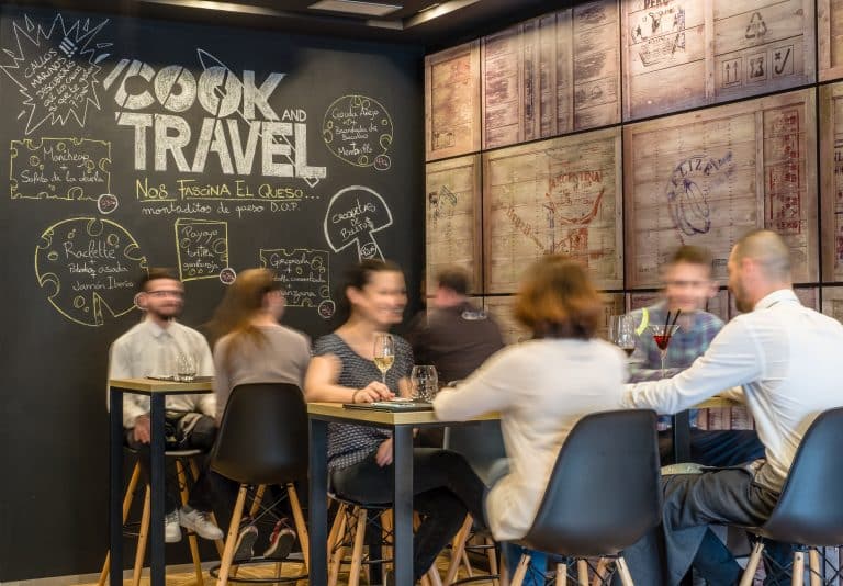 Bar animado, fotografia de Punt de Vista Tarragona