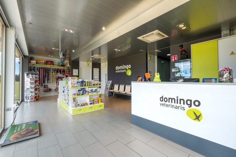 Instalaciones comerciales de Domingo Veterinaris por Punt de Vista