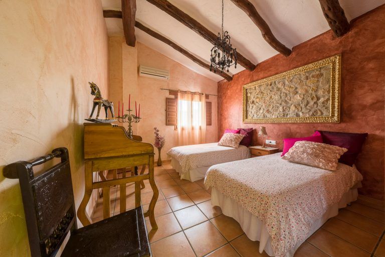 Fotografia de habitacion doble en la casa rural Lo maset de Carmeta en Tivenys, Tarragona