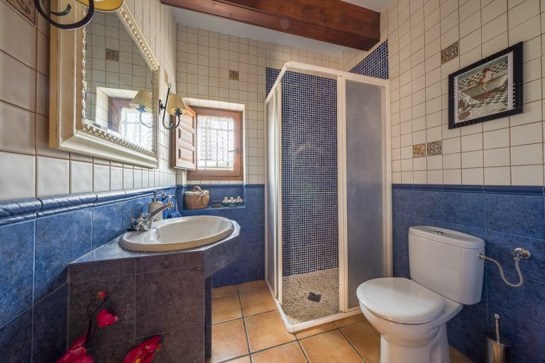 Fotografia del bano en la casa rural Lo maset de Carmeta en Tivenys, Tarragona