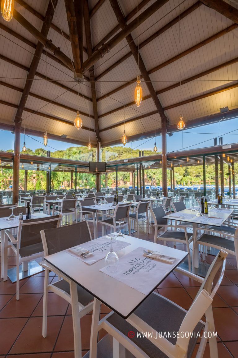 Comedor del restaurante del camping Torre de la Mora