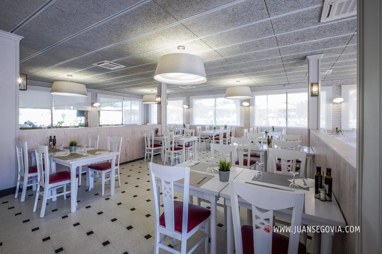 Comedor del restaurante del camping Vendrell Platja