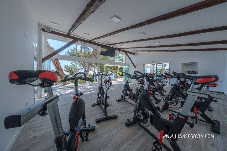 Gimnasio del camping Torre de la Mora