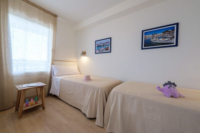 Habitacion doble de ninos en apartamentos Ancora de Salou Tarragona