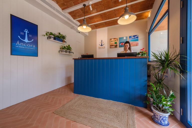 Recepcion apartamentos Ancora de Salou Tarragona