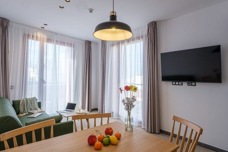 Salon comedor de apartamento Real de Tarragona